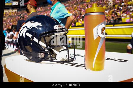 Pittsburgh, USA. Benny Snell Jr. 10th Oct, 2021. #24 during the Pittsburgh  Steelers vs Denver Broncos game at Heinz Field in Pittsburgh, PA. Jason  Pohuski/CSM/Alamy Live News Credit: Cal Sport Media/Alamy Live