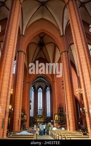Great view from the nave to the high choir and altar with the beautiful vaulted ceiling inside the famous historic Imperial Cathedral of Saint... Stock Photo