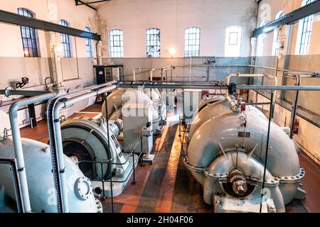 Pumps used to pump water from the river Thames at West India Dock Impounding Station, Canary Wharf, London, UK Stock Photo