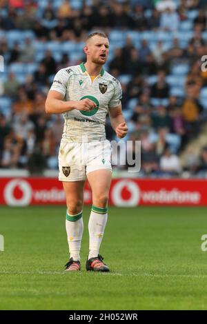 Rory Hutchinson of Northampton Saints in action Stock Photo - Alamy