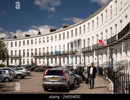 UK, Gloucestershire, Cheltenham, 1806-11 Royal Crescent, terrace of Georgian houses Stock Photo