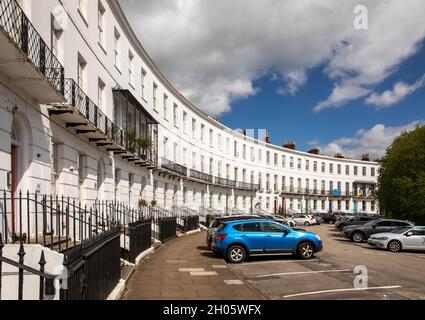 UK, Gloucestershire, Cheltenham, 1806-11 Royal Crescent, terrace of Georgian houses Stock Photo