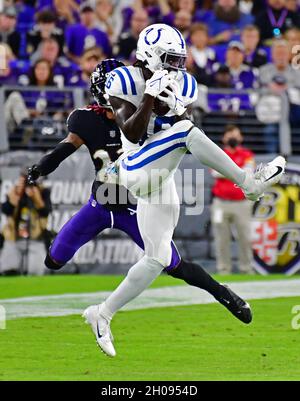 October 16, 2022: Indianapolis Colts defensive lineman Tyquan Lewis (94)  reacts to sacking the quarterback during NFL football game action between  the Jacksonville Jaguars and the Indianapolis Colts at Lucas Oil Stadium