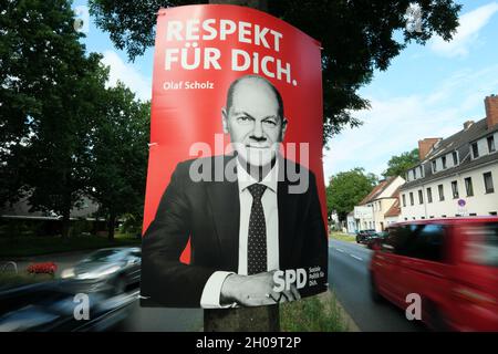 '27.08.2021, Germany, Bremen, Bremen - Election poster SPD candidate for chancellor Olaf Scholz for the federal elections 2021. 00A210827D0422CAROEX.J Stock Photo