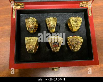 U.S. Customs and Border Protection officers in Pittsburgh seized a combined 60 Pittsburgh Steelers Super Bowl rings in eight different parcels that arrived from China and were destined to addresses in Allegheny County, Pa. The rings arrived as six-ring sets and represented each of the Steelers six Super Bowl championships.  The parcels arrived between December 9 and December 23, 2020. CBP officers suspected the rings to be counterfeit and detained them. CBP import specialist confirmed that the rings violated NFL and Steelers intellectual property rights trademarks, and officers completed the s Stock Photo