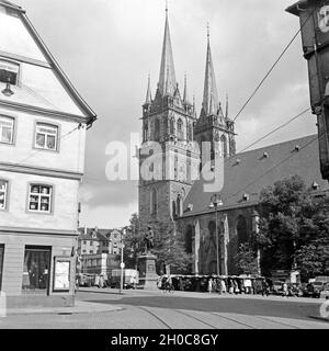 Die evangelische Kirche St. Martin in Kassel, Deutschland 1930er Jahre. Protestant St. Martin's church at Kassel, Germany 1930s. Stock Photo