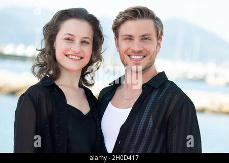 Dominique Davenport and Jannik Schumann attend the Sisi photocall during the 4th edition of the Cannes International Series Festival (Canneseries) in Cannes, on October 12, 2021, France. Photo by David Niviere/ABACAPRESS.COM Stock Photo