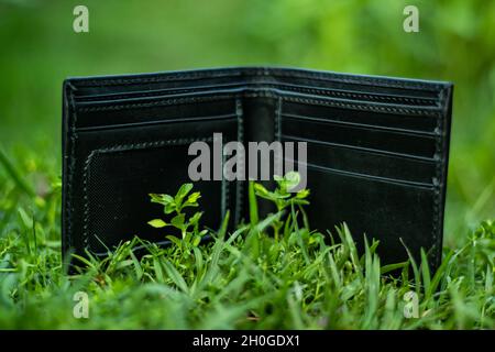 Original leather wallet money bag new men purse long design business casual money bag leather wallet Stock Photo
