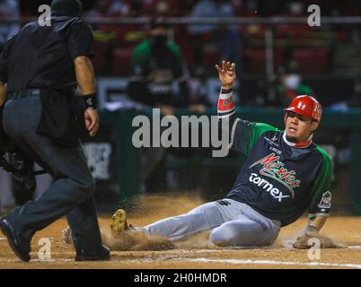 MAZATLAN, MEXICO - FEBRUARY 01: Victor Mendoza of Mexico, during the game  between Dominican Republic and Mexico as part of Serie del Caribe 2021 at  Teodoro Mariscal Stadium on February 1, 2021