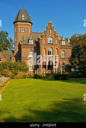 Marienburg in Monheim, Germany, North Rhine-Westphalia, Bergisches Land, Monheim am Rhein Stock Photo