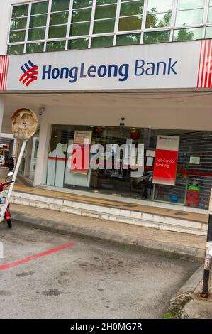 Ngân hàng Hong Leong luôn đảm bảo chất lượng cao trong mọi hoạt động của mình, đặc biệt là trong việc cung cấp dịch vụ ngân hàng. Hãy xem qua hình ảnh chất lượng cao của Alamy về ngân hàng Hong Leong để cảm nhận được sự chuyên nghiệp và tốt nhất của dịch vụ này.