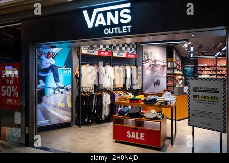 Vans store store usa