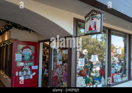 United States. 05th Sep, 2021. Facade of Kris Kringle, a Christmas store open year round, Carmel, California, September 5, 2021. (Photo by Sftm/Gado/Sipa USA) Credit: Sipa USA/Alamy Live News Stock Photo