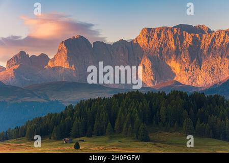 Alpe di Siusi (German; Seiser Alm) is a Dolomite plateau and the largest high-altitude Alpine meadow in Europe. Located in Italy's South Tyrol provinc Stock Photo