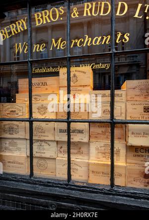 Window of Berry Brothers and Rudd, St James's St, London; high-end wine and spirits suppliers Stock Photo