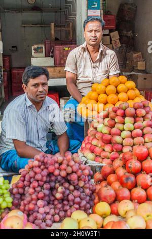 BOGRA, BANGLADESH - NOVEMBER 7, 2016: Fruit sellers in Bogra Bangladesh Stock Photo