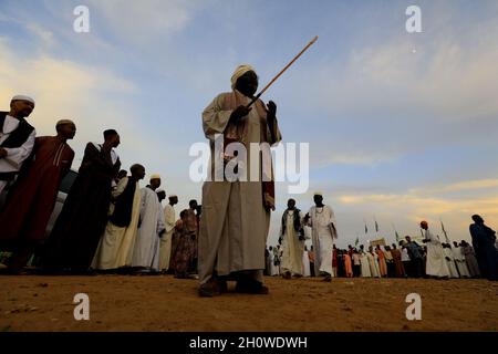 Khartoum, Sudan. 14th Oct, 2021. Sudanese are seen in celebration of Prophet Muhammad's birthday, known as al-Mawlid al-Nabawi or al-Mawlid, in Khartoum, Sudan, on Oct. 14, 2021. Credit: Mohamed Khidir/Xinhua/Alamy Live News Stock Photo