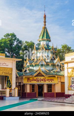 MANDALAY, MYANMAR - DECEMBER 4, 2016: Part of Mahamuni Buddha Temple complex in Mandalay, Myanmar Stock Photo