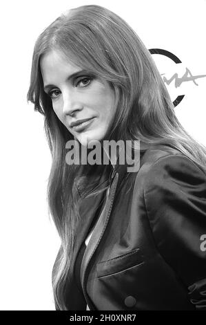 Rome, Italy. 14th Oct, 2021. Jessica Chastain attends the photocall of the movie 'The Eyes Of Tammie Fay' during the 16th Rome Film Fest 2021 on October 14, 2021 in Rome, Italy. Photo by Rocco Spaziani/UPI Credit: UPI/Alamy Live News Stock Photo