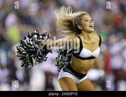 October 3, 2021: Philadelphia Eagles Cheerleaders perform during