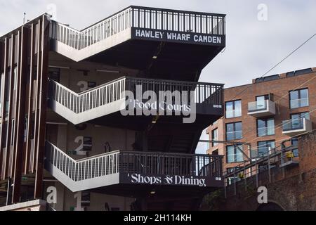 London, UK. 15th October 2021. Hawley Wharf, a new shopping complex and food court, has opened in Camden. Credit: Vuk Valcic / Alamy Live News Stock Photo