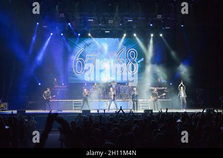 October 12, 2021 - Wilmington, North Carolina; USA - Musicians CHICAGO performs live as their 2021 tour makes a stop at the Live Oak Bank Pavilion at Riverfront Park located in Wilmington. Copyright 2021 Jason Moore. (Credit Image: © Jason Moore/ZUMA Press Wire) Stock Photo