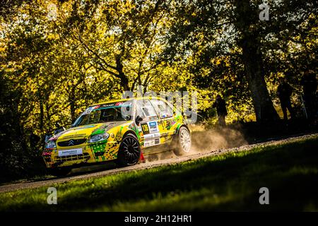 Chateauroux, France. 15th Oct, 2021. 136 RAMBAUD Anthony, PIGNON Anthony, Citroën SAXO F2000/13, action during the Finale Coupe de France des Rallyes 2021 Châteauroux Métropole Centre Val-de-Loire, from Octobre 15 to 16 in Châteauroux, France - Photo Bastien Roux / DPPI Credit: DPPI Media/Alamy Live News Stock Photo