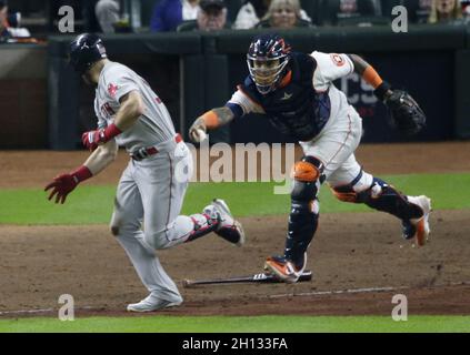 Houston Astros' Martin Maldonado runs down the first base line