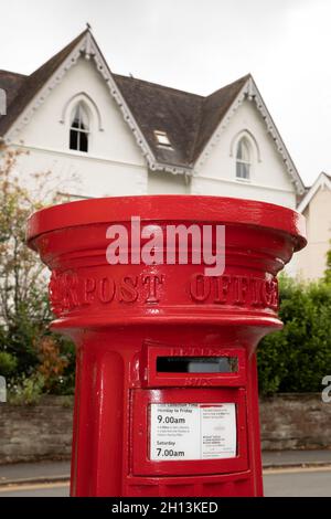 UK, England, Worcestershire, Great Malvern, College Road, rare Victorian 1857 Doric fluted Pillar Post Box with horizontal slot - detail Stock Photo