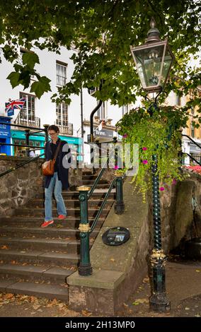 UK, England, Worcestershire, Great Malvern, Belle Vue Terrace steps down to spout and gardens by gas lamp Stock Photo