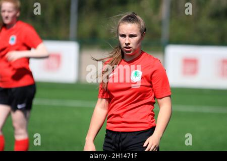 Seren Watkins in action for Cyncoed Ladies Football Club Stock Photo