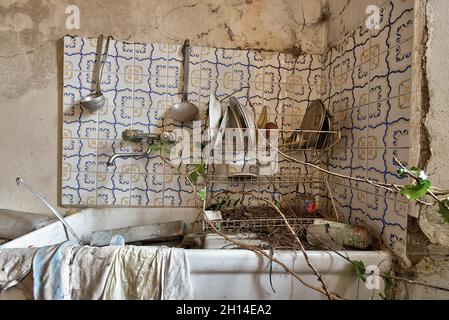 Old kitchen. In an abandoned house. Urbex in Italy. Stock Photo