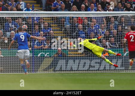King Power Stadium, Leicester, UK. 16th Oct, 2021. Premier League football, Leicester City versus Manchester United; David de Gea of Manchester United dives for the shot but is beaten by the equaliser from Tielemans of Leicester in the 31st minute for 1-1 Credit: Action Plus Sports/Alamy Live News Stock Photo
