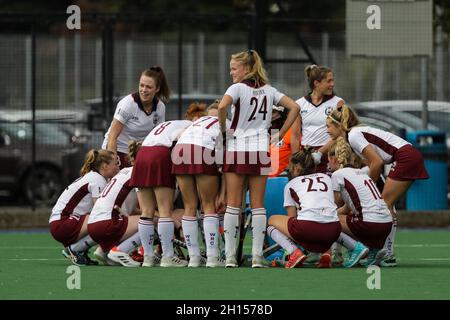 London, UK. 16th Oct, 2021. Wimbledon huddle before the Vitality Womens Hockey League Premier game between Wimbledon and Beeston at Raynes Park High School in London, England. Credit: SPP Sport Press Photo. /Alamy Live News Stock Photo
