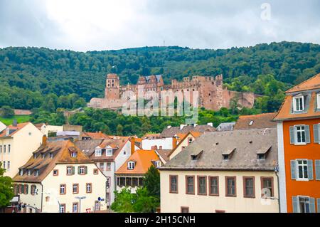 Watercolor drawing of Close up view of ancient old ruins of Heidelberg castle (Schloss Heidelberg), Germany Stock Photo