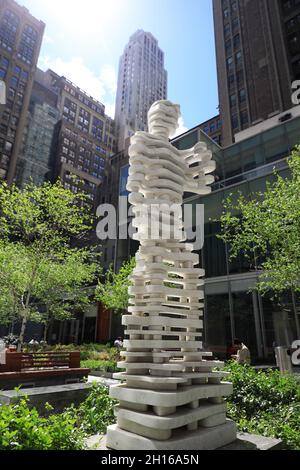 The Guardians: Hero in 3 Bryant Park.Midtown Manhattan.New York City.USA Stock Photo