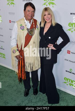 Van Nuys, United States. 16th Oct, 2021. VAN NUYS, LOS ANGELES, CALIFORNIA, USA - OCTOBER 16: Debbie Levin arrives at the Environmental Media Association (EMA) Awards Gala 2021 held at GEARBOX LA on October 16, 2021 in Van Nuys, Los Angeles, California, United States. ( Credit: Image Press Agency/Alamy Live News Stock Photo