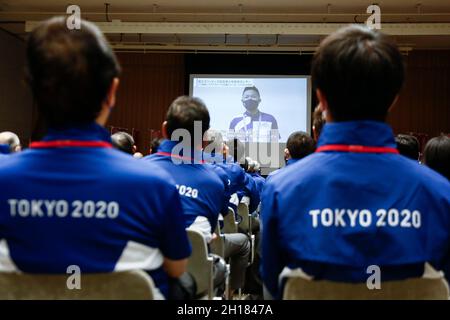 Tokyo, Japan. 17th Oct, 2021. City Cast leaders of Tokyo 2020 Games attend an appreciation ceremony to honor them at Tokyo Metropolitan Government building. Tokyo 2020's City Cast leaders attended an honor ceremony in the representation of volunteers who supported the past Olympic and Paralympic Games in Japan. (Credit Image: © Rodrigo Reyes Marin/ZUMA Press Wire) Stock Photo