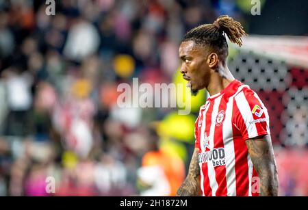 Ivan Toney of Brentford FC during the Premier League match between Brentford and Chelsea at Brentford Community Stadium, London, England on 16 October 2021. Photo by Phil Hutchinson. Editorial use only, license required for commercial use. No use in betting, games or a single club/league/player publications. Stock Photo