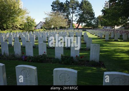 Wailly Orchard CWGC Cemetery in France Stock Photo