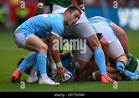 Brentford, United Kingdom. 17th Oct, 2021. Premiership Rugby. London Irish V Gloucester. Brentford Community Stadium. Brentford. Ben Meehan (Gloucester Rugby). Credit: Sport In Pictures/Alamy Live News Stock Photo