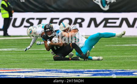 Miami Dolphins outside linebacker Andrew Van Ginkel (43) during the second  half of an NFL football game, Thursday, Sept. 24, 2020, in Jacksonville,  Fla. Dolphins won 31-13. (AP Photo/Gary McCullough Stock Photo - Alamy