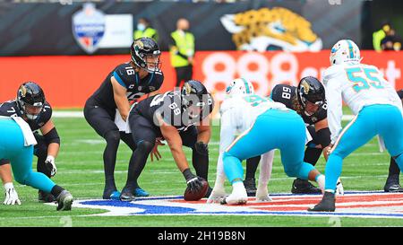 Jacksonville Jaguars quarterback Trevor Lawrence (16) waits for the snap during an NFL International Series game against the Miami Dolphins at Tottenh Stock Photo