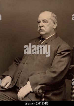Grover Cleveland (1837-1908), 22nd and 24th U.S. President 1885-1889 and 1893-1897, Head and Shoulders Portrait, Pach Brothers Studio, 1907 Stock Photo