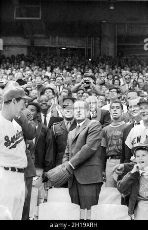 Mickey Mantle, and his wife, Merlyn Mantle, June 22, 1966. CSU  Archives/Courtesy Everett Collection Stock Photo - Alamy