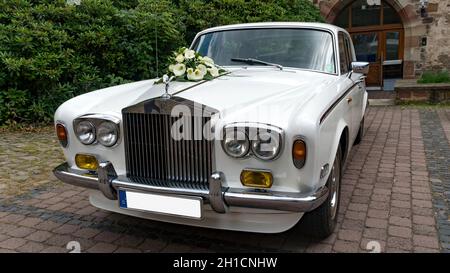 WALDECK; GERMANY 2019-07-20: Rolls Royce with Callas Flowers - Rolls-Royce Motor Cars Limited The Drive, Westhampnett, Chichester, West Sussex, PO18 0 Stock Photo