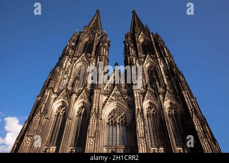 after the removing of a 30 meter high scaffolding, which was hanging at a height of 105 meters on the north tower of the cathedral, the west facade is Stock Photo