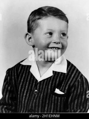 1947 ca, USA : The celebrated american movie actor CHEVY CHASE ( born 8 october 1943 ) when was a young boy aged 4 . Unknown photographer .- HISTORY - FOTO STORICHE - ATTORE - MOVIE - CINEMA - personalità da bambino bambini da giovane - personality personalities when was young - INFANZIA - CHILDHOOD - BAMBINO - BAMBINI - CHILDREN - CHILD - smile - sorriso --- ARCHIVIO GBB Stock Photo