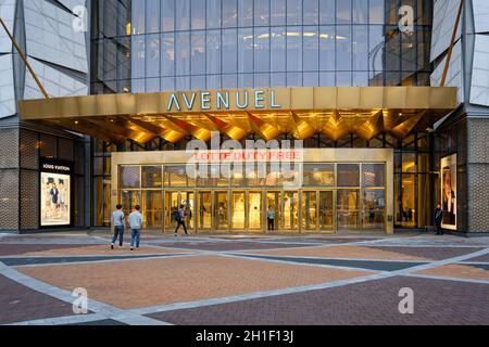 SEOUL, SOUTH KOREA - April 1, 2016 : Entrance of recently opened Lotte Avenuel Korea’s largest department store dedicated to top-shelf luxury goods Stock Photo
