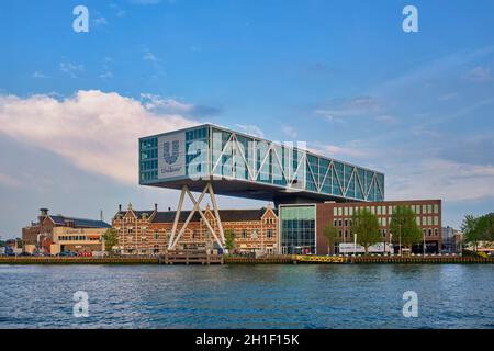 ROTTERDAM, NETHERLANDS - MAY 11, 2017: Unilever Bestfoods headquarters building De Brug (The Bridge) built over an existing historical factory from 18 Stock Photo